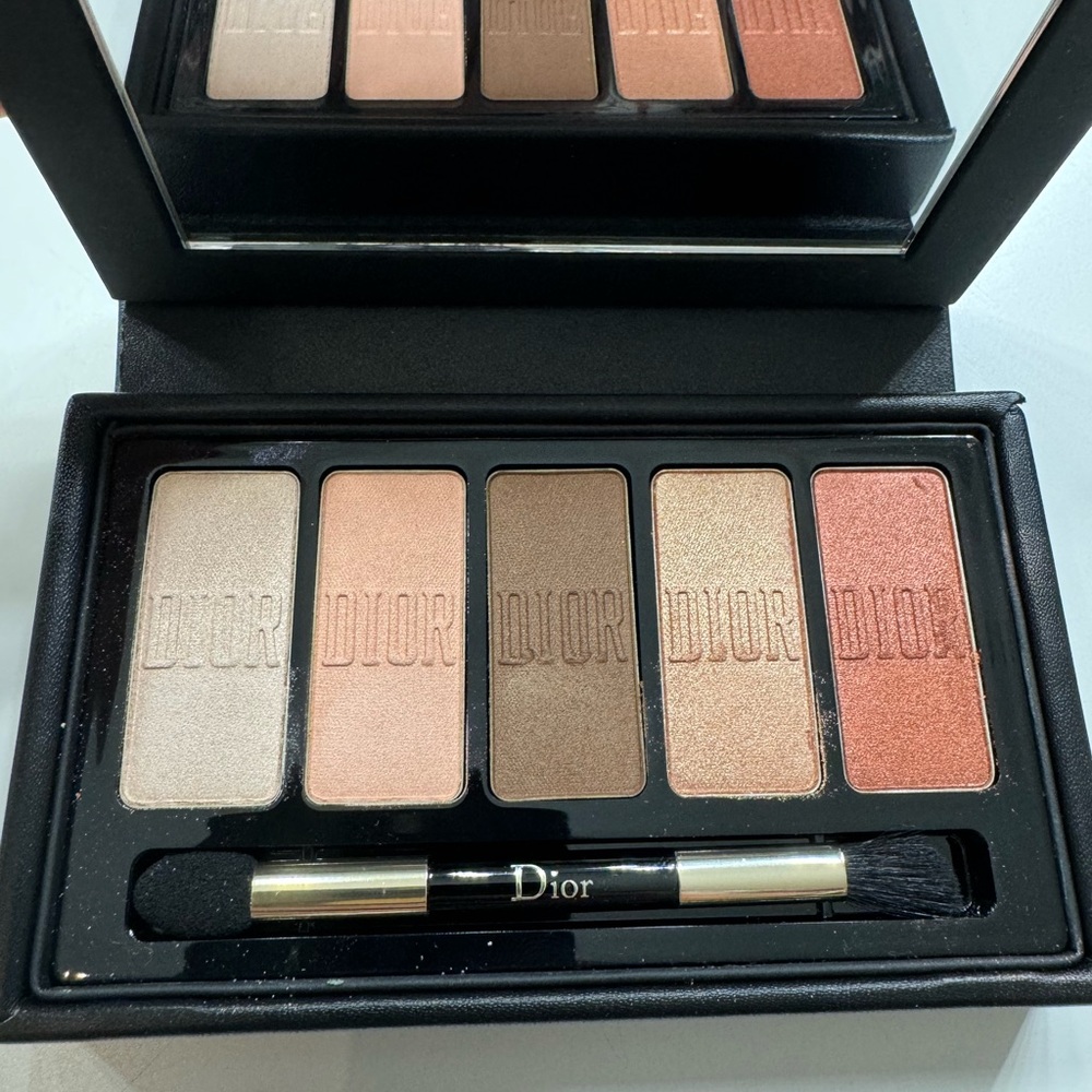 Dior Holiday Eyeshadows Palette